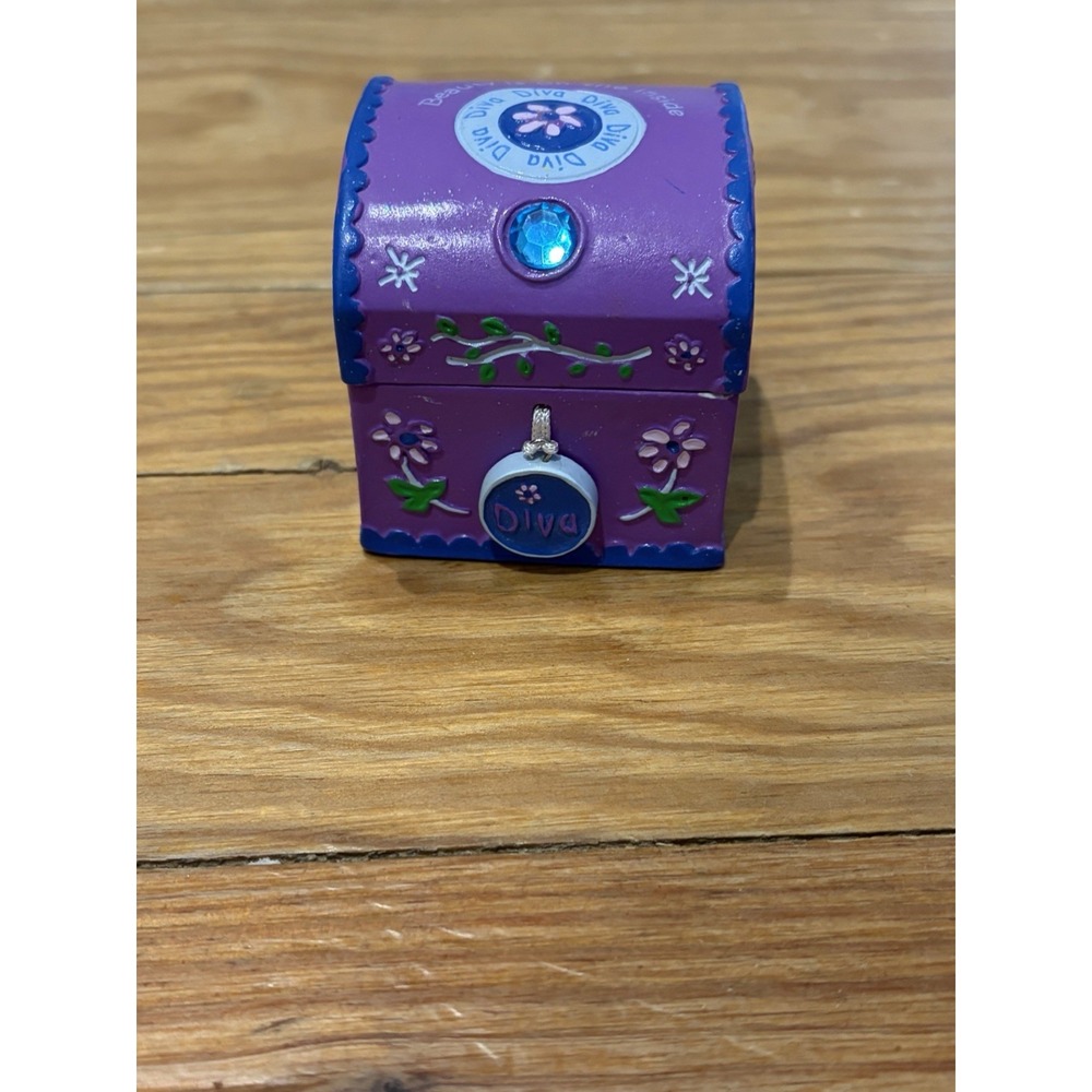 Claire's 2000 Diva Purple Floral Chest Trinket Box Missing Charm
